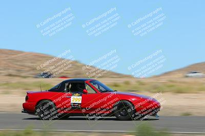 media/Oct-01-2022-Team Topak Racing (Sat) [[f860fb51be]]/2-Inter Low 2/session 2 turn 11/
